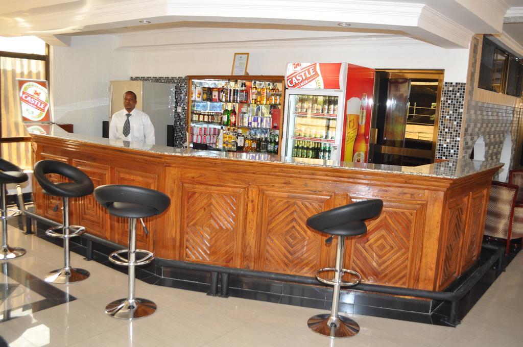Premier Palace Hotel Arusha Exteriör bild