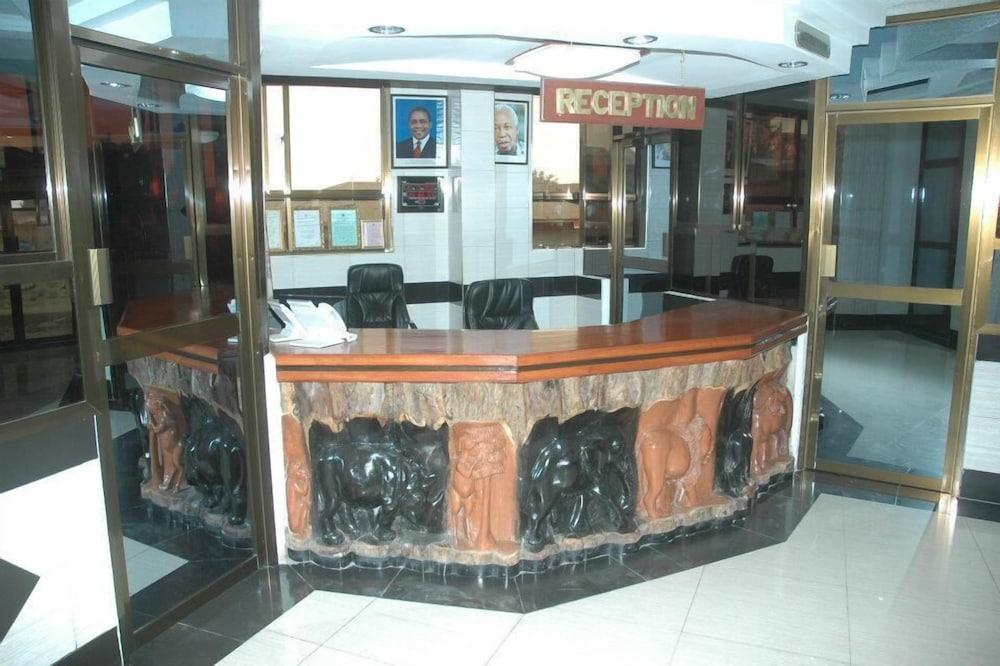 Premier Palace Hotel Arusha Exteriör bild