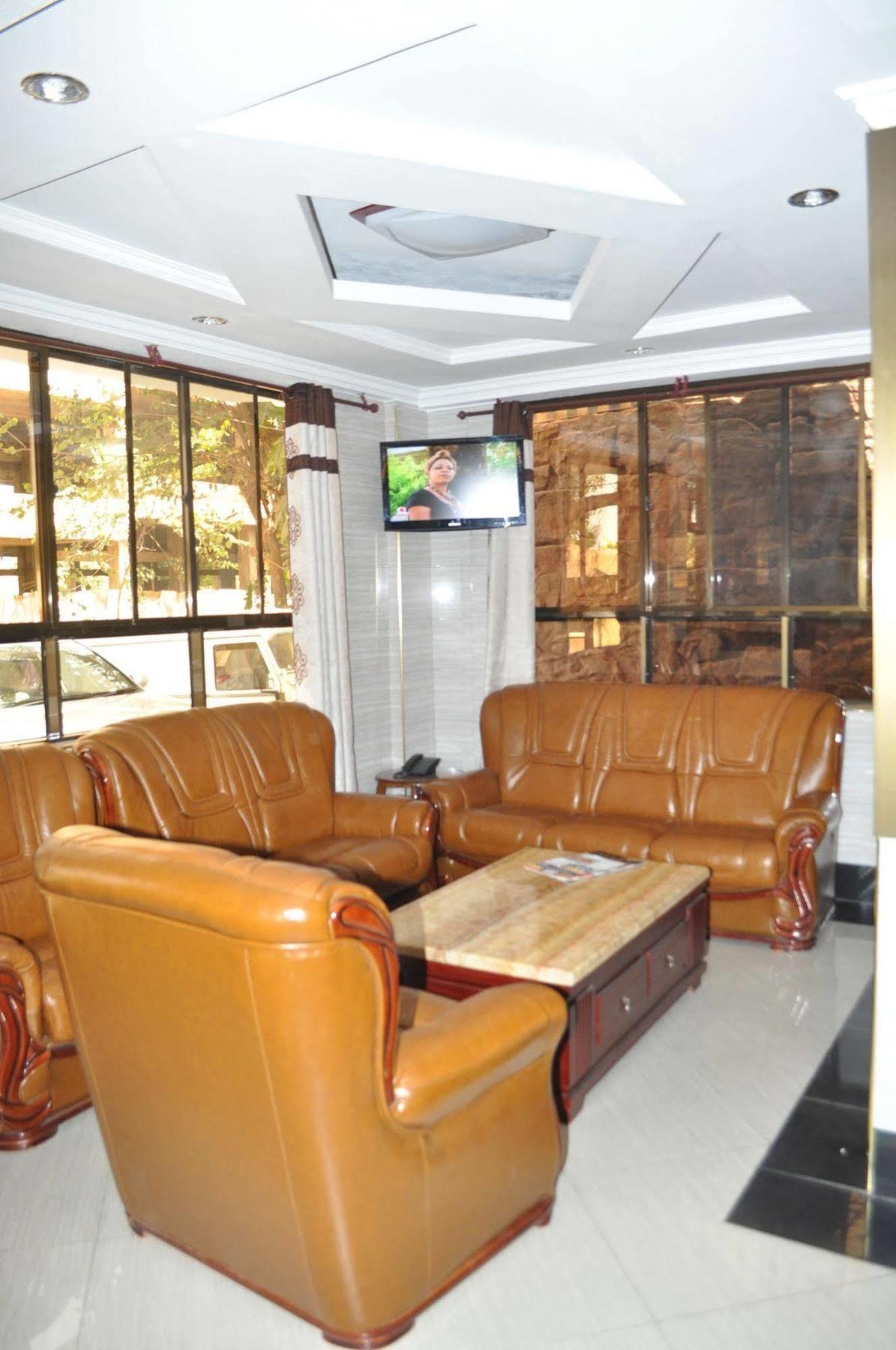 Premier Palace Hotel Arusha Exteriör bild