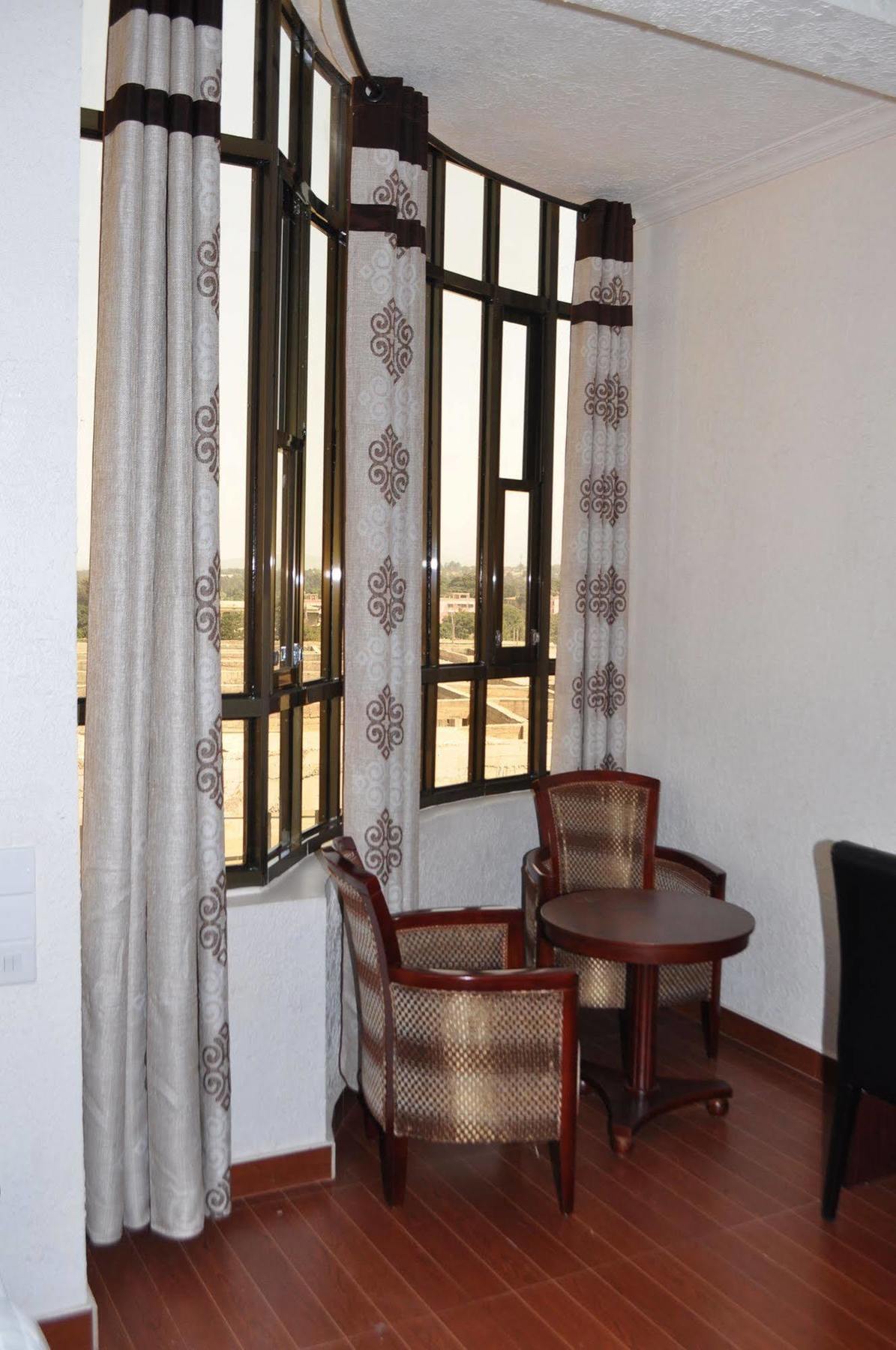 Premier Palace Hotel Arusha Exteriör bild
